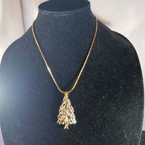 Vintage 70's Costume Jewelry Gold Tone Chain Pedant Necklace